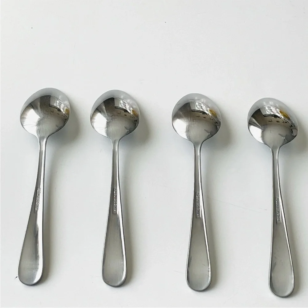Reed & Barton Stainless 18/0 Flatware 16 Pieces